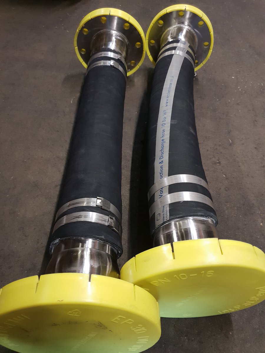 EHH_RossR's tweet photo. Stainless Steel PN16 flanged hoses leaving tonight. Required urgently by our customer. Get in touch for any hose requirements 01473 240466 
#CustomerService https://t.co/MfF6AtlnjB
