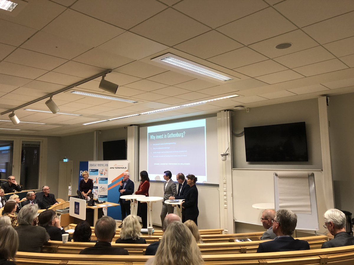 Revästs seminarium Göteborg &amp; Norden - stabilt utvecklingsnav i en orolig omvärld. Eva-Lena Albihn redogör för OECD Territorial Review och berättar om nästa års strategi som bygger på OECDs sju utmaningar för vår potentiella megaregion! #vgregion #akershus #OECD #stringnetwork