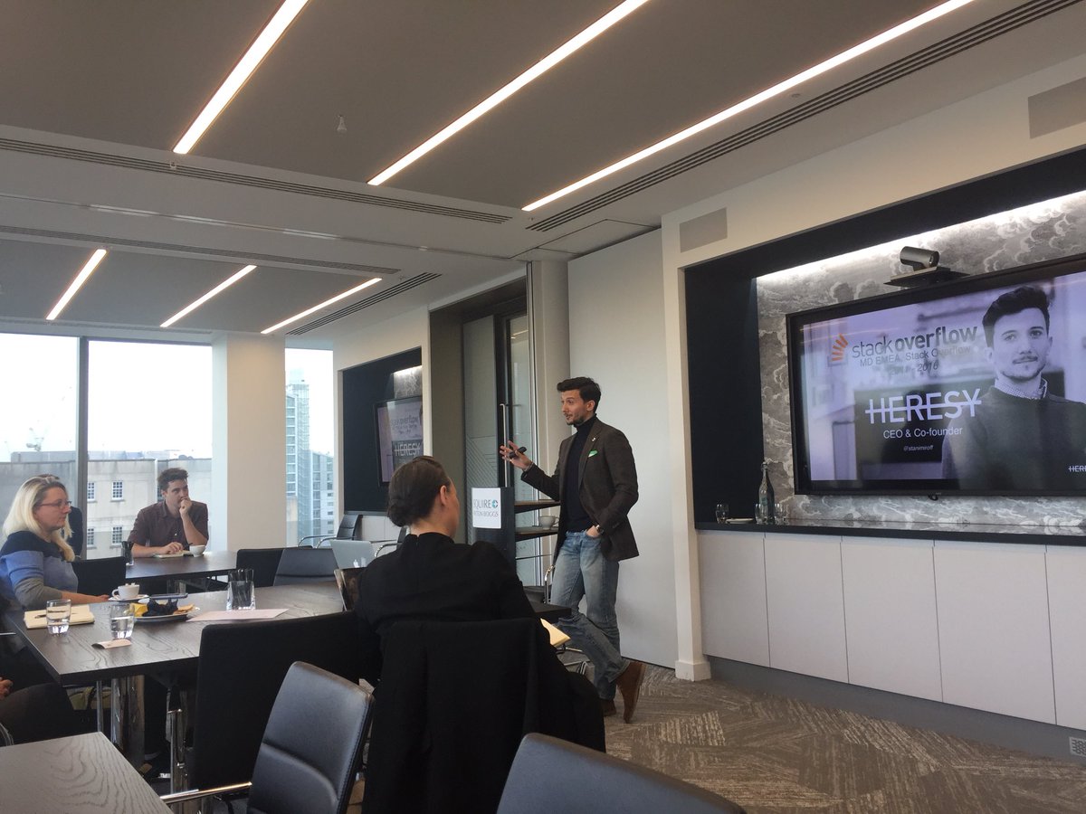 theswissvc's tweet image. We’re in Manchester today with the #TechNationFintech companies talking about the hot topics of #sales and #pricing in B2B with @Stanimiroff and @carrie_loves_