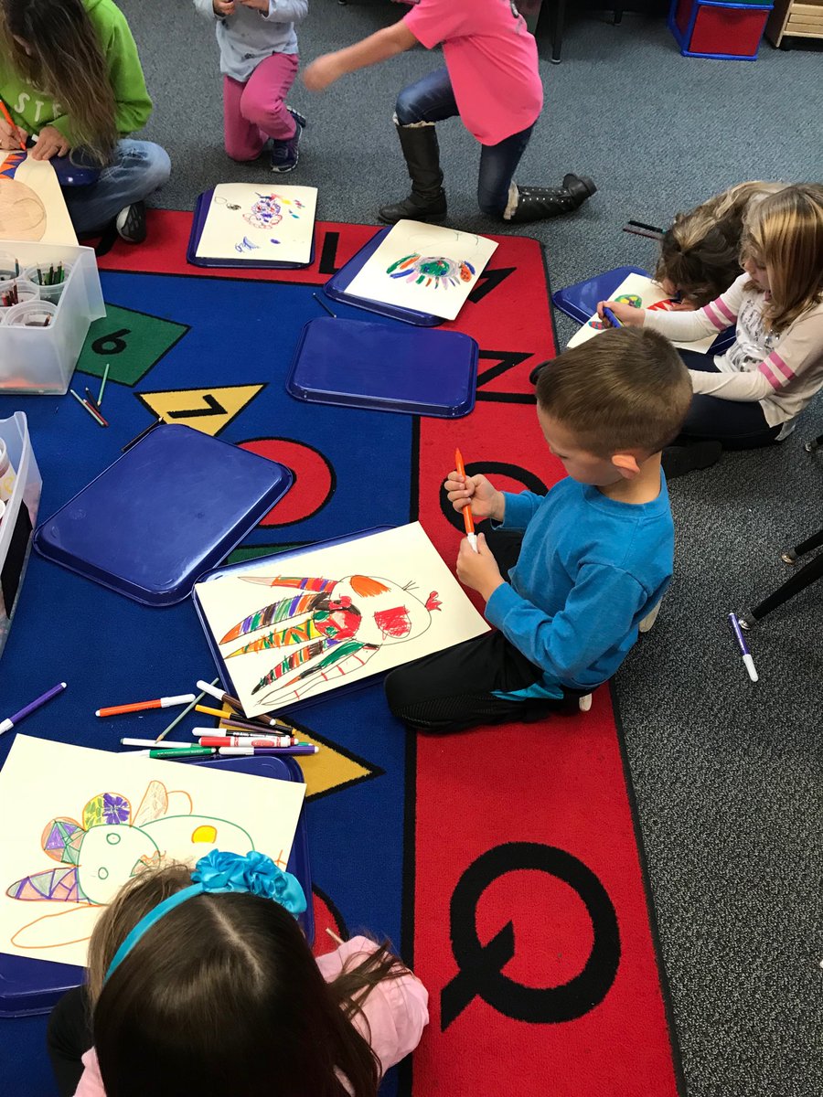 MsStacisKinders's tweet photo. Kinders creating Thankful Gobblers@USD360_Caldwell https://t.co/0c2iRzPfxf