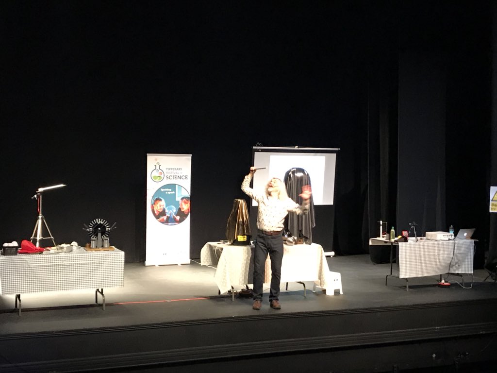 Learning about static electricity this evening #exceltheatre #tipperarytown #believeinscience #scienceweek2018