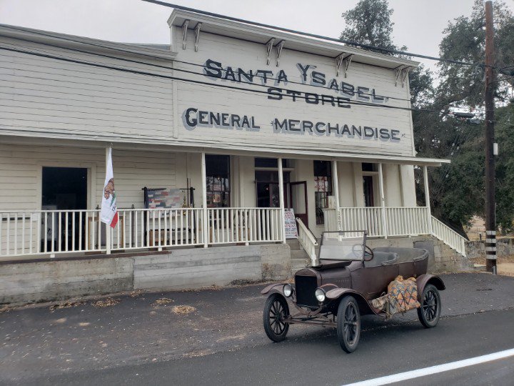 SYStoreVisit's tweet image. If this old #fordmodelt can make the drive to #santaysabel so can you! Open Thu-Sun 11am-5pm. #SYstore #santaysabelstore #SYfeedStore #backcountrysd