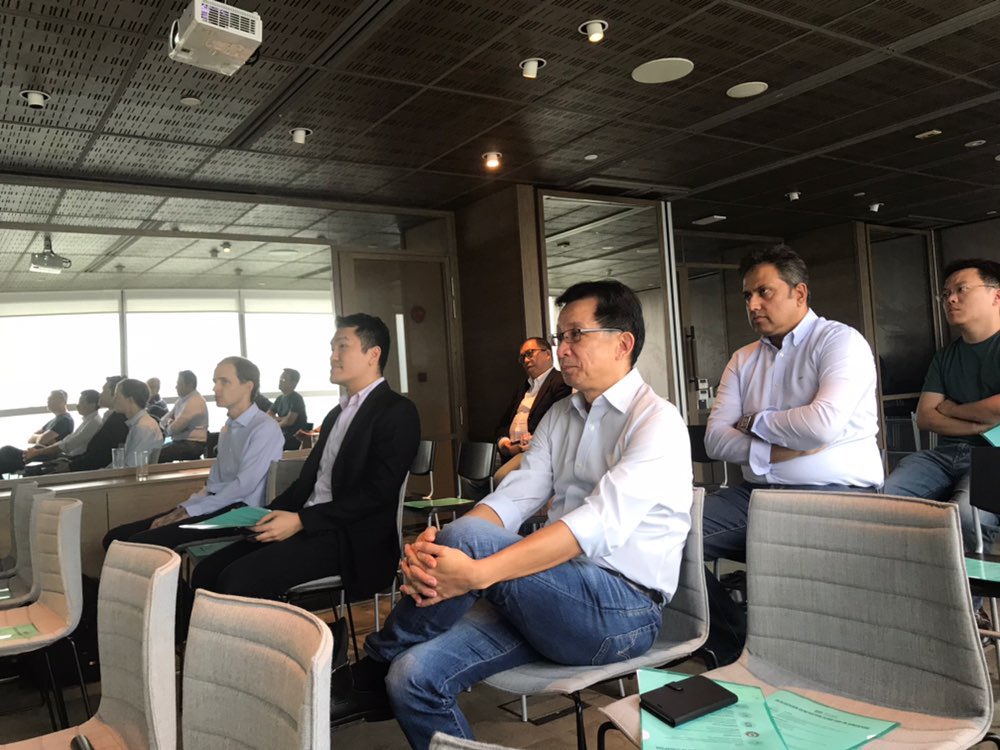 BCGHub_Global's tweet photo. This week’s Demo Day in #Singapore was a great success! We had 6 presenters #pitch their #blockchain based companies to a room full of local #investors. A big #thanks to the local investors for attending! #ICO #STO #decentralized #platforms https://t.co/eEEIcf4HMh