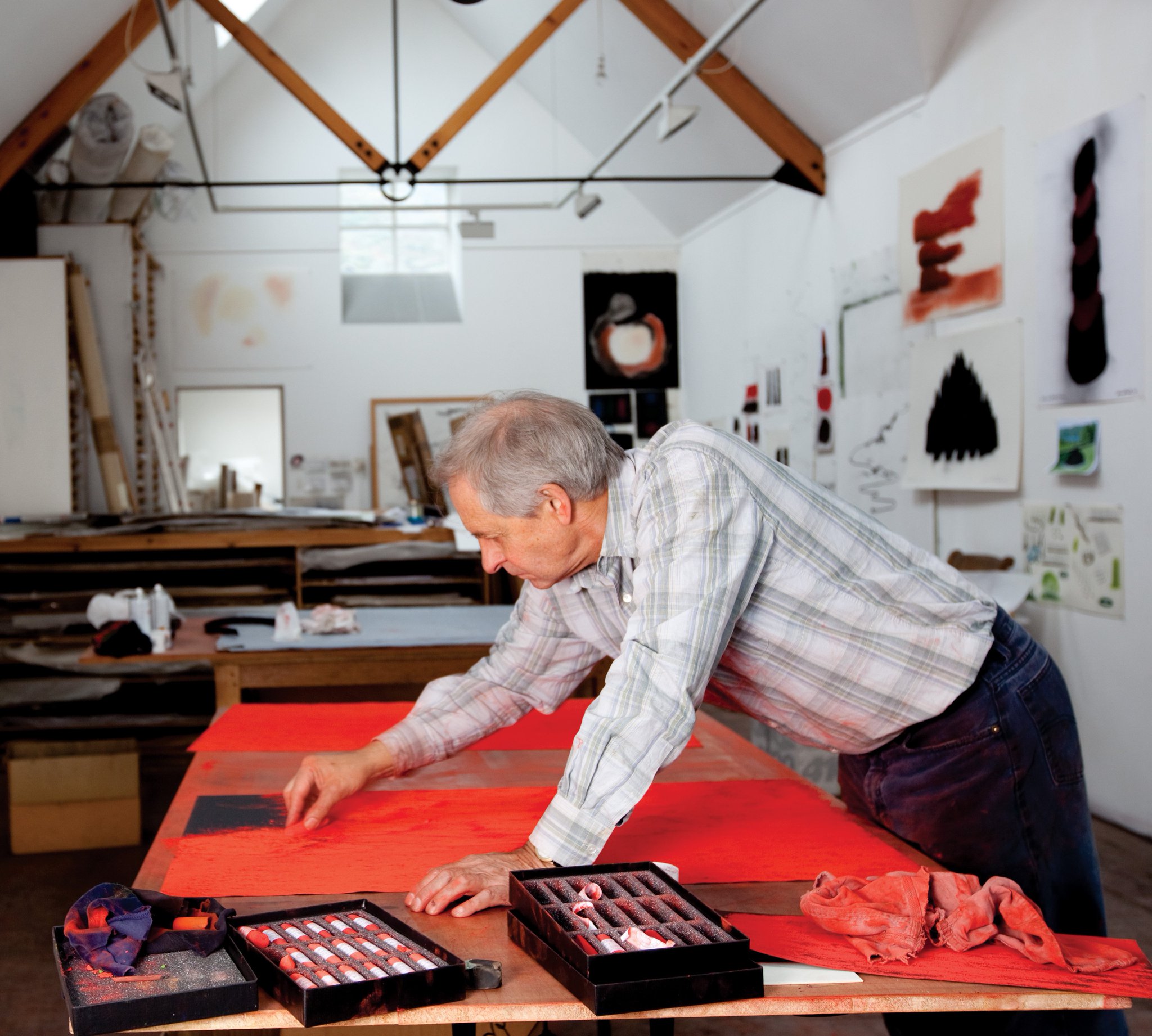 Happy Birthday to David Nash!

Image: David Nash in his drawing studio 