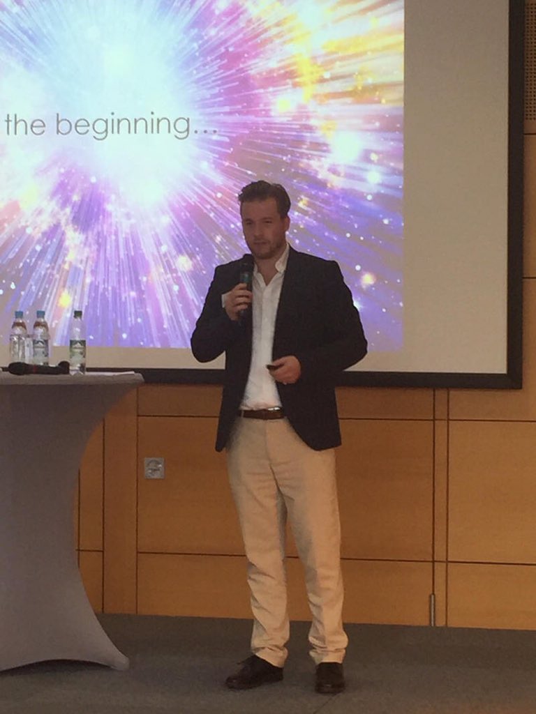 Simon_bartmann's tweet photo. Was a pleasure to open the DIGITAL ENERGY INNOVATION AWARD 2018 @MunichNetwork @fraunhoferfokus #digitalutility #VentureCapital #Energiewende #munichnetwork https://t.co/Nqc6EeB25p