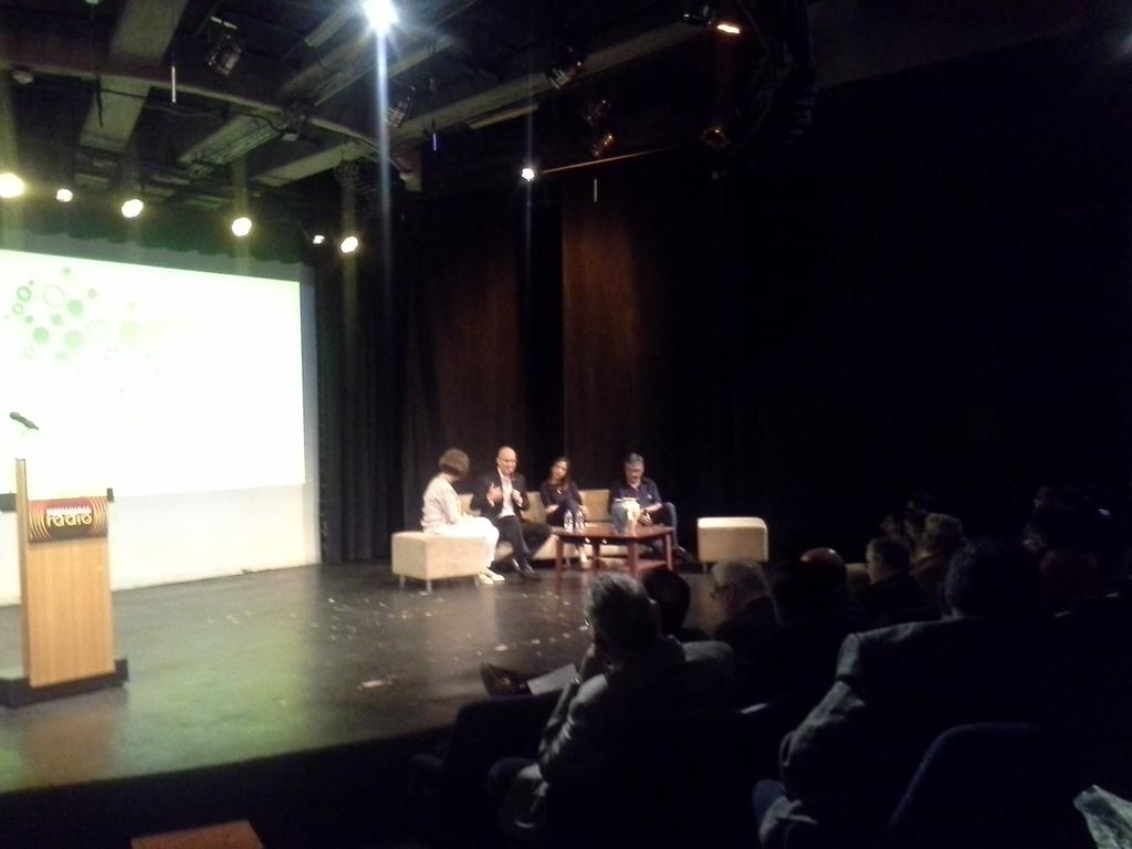 La clave para ser resiliente es: EL CONOCIMIENTO; El aprender y aforntar la incertidumbre del día a día. #UnPaisDeEmprendedores #GEW2018Vzla