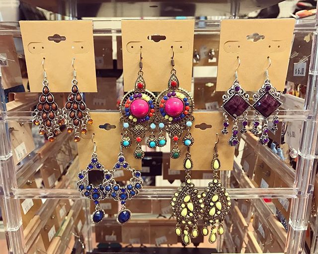 FLASH SALE - TODAY ONLY - 50% off all jewelry &amp; lingerie! We are open until 6pm 💍 #toledoohio #uptowntoledo #jewelrysale #jewelrystore ift.tt/2DjEGRs