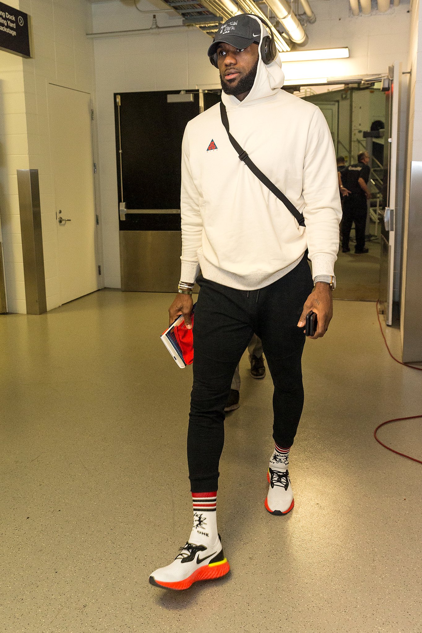 Lebron james epic react 2025