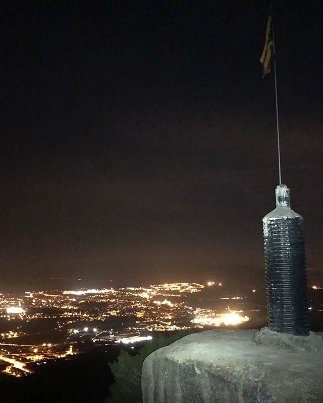 danicamarero's tweet image. #collbaix #manresa 🍁🍃⛰🌙🔦🏃‍♂️ ift.tt/2RVITir