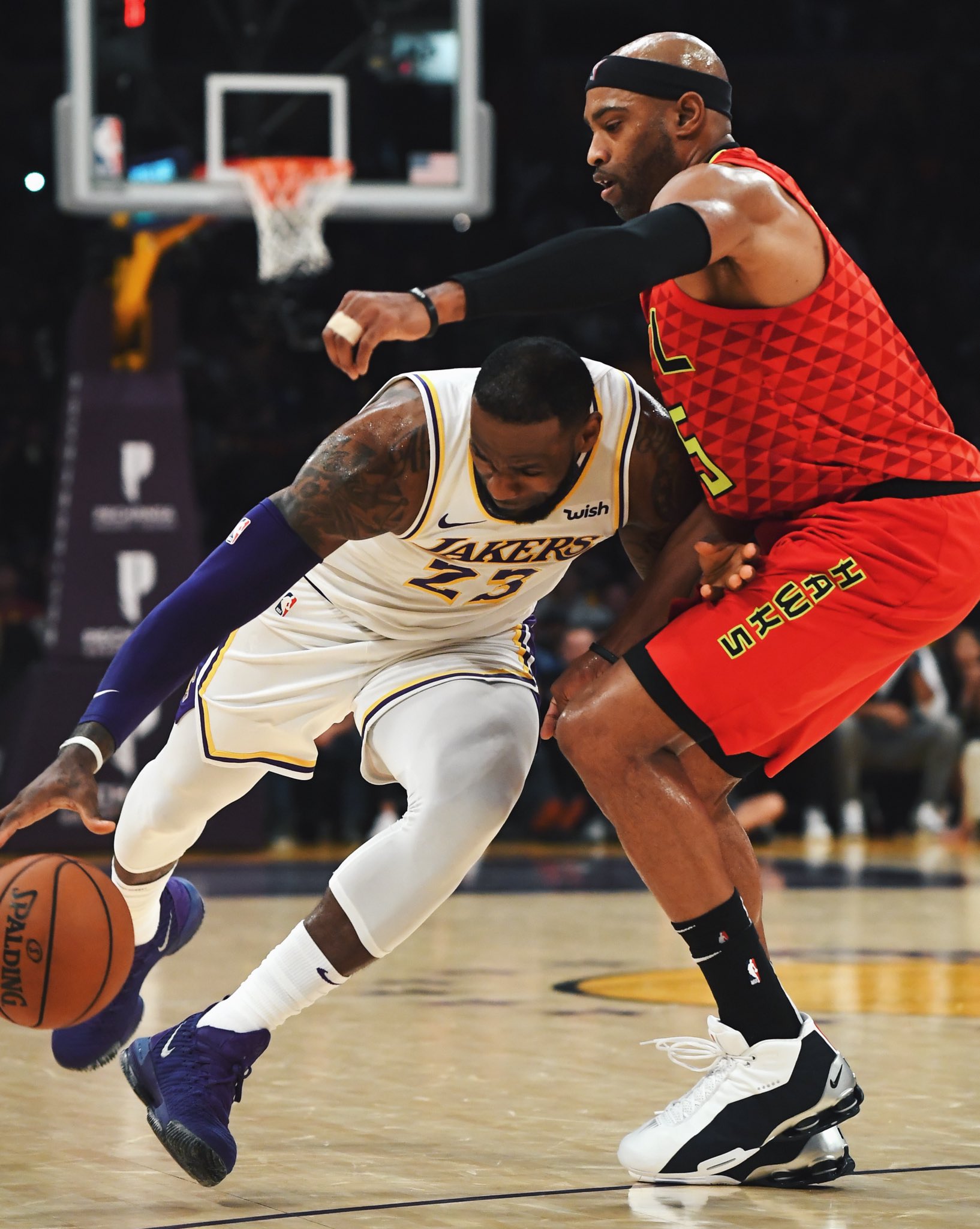 Lebron wearing shop lebron soldier 12