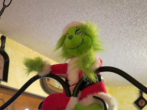 ENSProductions's tweet image. Don't Be A Grinch!

40% Off! Just in time for the holiday's!

Get your family Portraits done before it's too late!