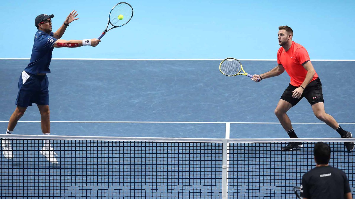 atptour's tweet photo. They give the people what they want 😉

@Bryanbrothers and @jacksock, https://t.co/4Ucdo6yTTT Fans’ Favourites presented by Moët &amp; Chandon, d. Kubot/Melo 6-3, 7-6(5) to start their #NittoATPFinals.

➡️ https://t.co/iDaK4xx0Bb

#ATP https://t.co/omWApjF3Qb