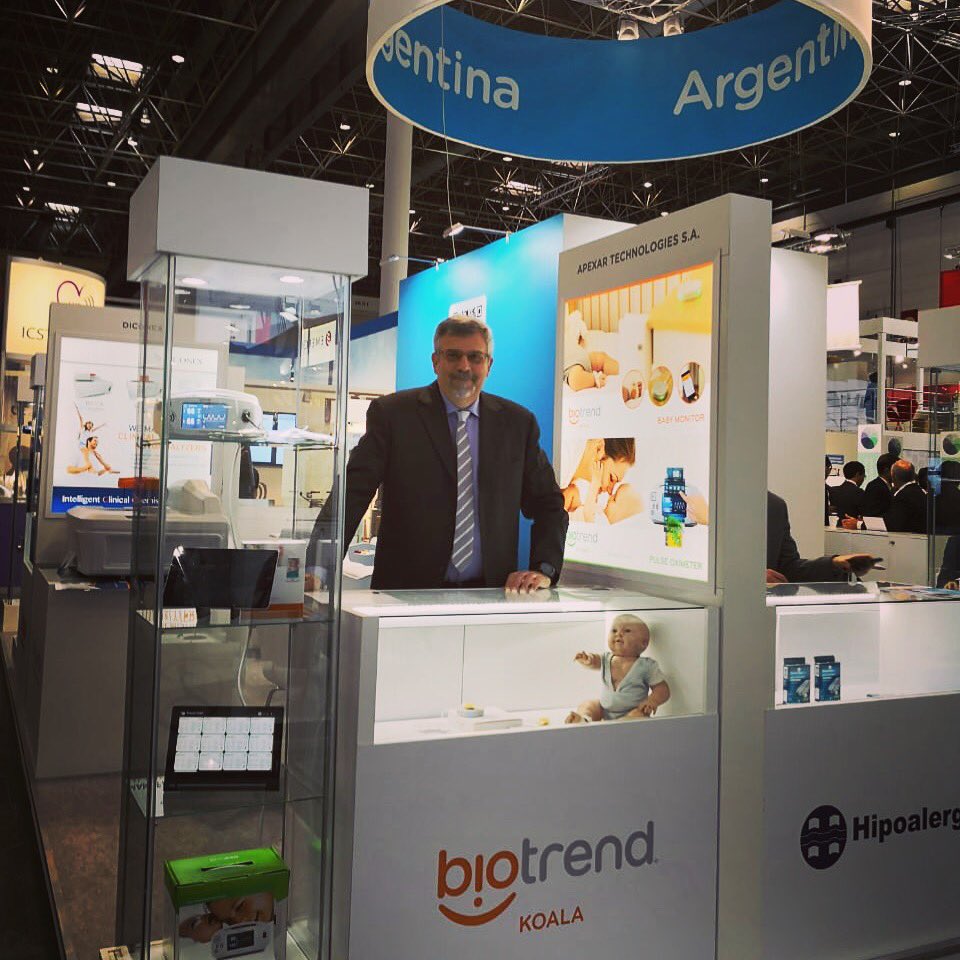 @biotrend_koala presente en #MEDICA2018, la feria líder en la industria médica donde se dan a conocer las últimas tendencias y avances científicos además de los últimos desarrollos de productos en el entorno de la medicina 💪. #baby  #babycall #babycallpremium #babymonitor