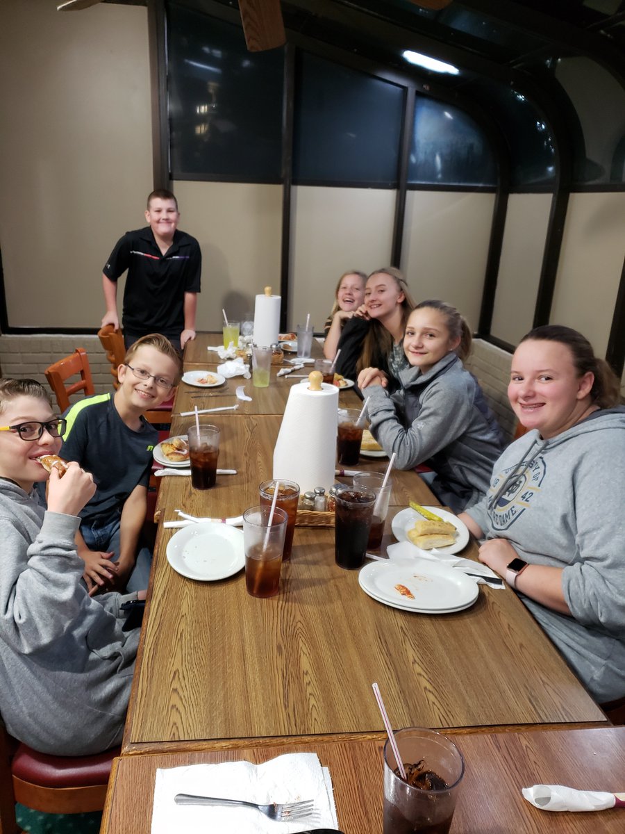 FcmsOffice's tweet photo. Top selling students at FCMS earned a ride in a limousine for lunch at Pizza Hut! Congratulations to these hard workers! #FCMSWorksHard #WCPSSuccess #SOMuchPIZZA https://t.co/8hMNrdoUU4