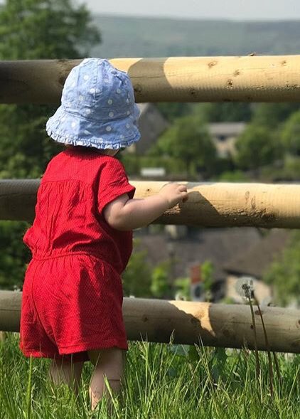ShayneWardArmy's tweet photo. How is this little poppet going to be 2 next month! Absolutely crazy 👶🏻💓🎂 #willowmay https://t.co/5pgNwKd1wC