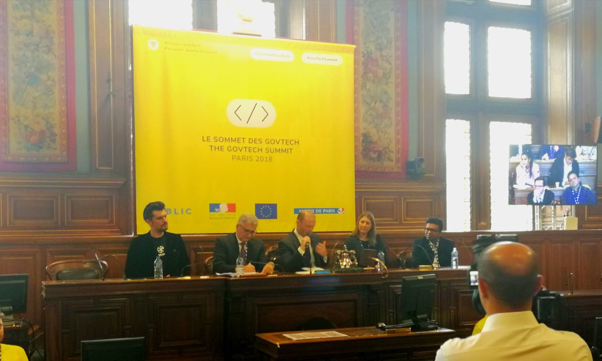 #GovTechSummit : conférence sur l'identité digitale. Sécurité des #data, #RGPD, et régulations sur les données privées sont les enjeux principaux de ce débat. <a href="/Keyp_io/">Keyp</a> insiste : "Regulations should set the frame not the form of innovations in that field." #VieAssoECE #WeAreJE