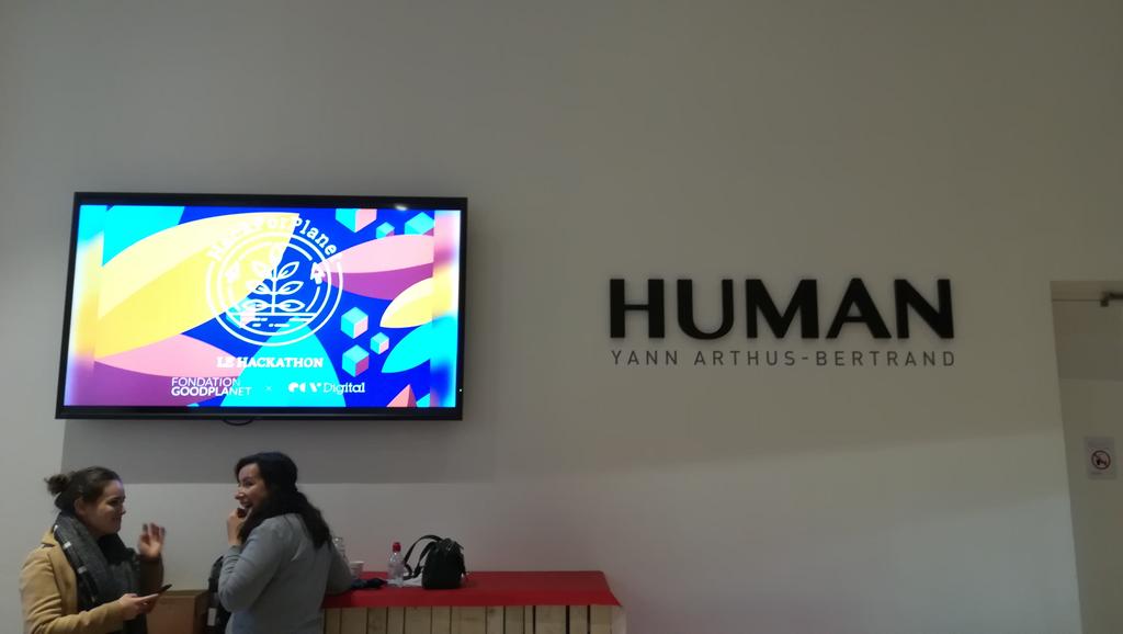 diplomeo's tweet photo. Les étudiants de l'@ecvfrance ont 48h pour sauver les éléphants d'Afrique, dans le cadre d'un #hackathon lancé par la Fondation @GoodPlanet_ de Yann Arthus-Bertrand. #HackForPlanet #techforgood #ecologie https://t.co/VQAc9pRrG7
