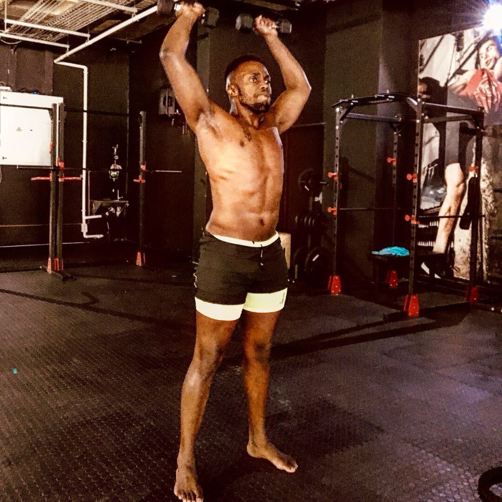 SisandaHenna's tweet photo. As they say at Fight Club βStep one is to show up.β Getting camera ready in partnership with #FightClubSA a πͺπΎ
#makingamovie #gettingcameraready https://t.co/5IgwIvq6DD