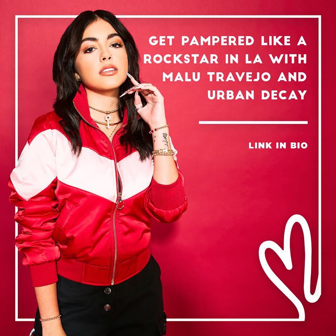 Hey guys, I'm going to have a professional @UrbanDecay make-up session at  @theprivatesuite after I fly<a class="tags" target="_blank" title="On Twitter" href="/?out=eyJ0eXAiOiJKV1QiLCJhbGciOiJIUzUxMiJ9.eyJpYXQiOjE3MTk4MDYzNzIsImlzcyI6InR3cG9ybnN0YXJzLmNvbSIsIm5iZiI6MTcxOTgwNjM3MiwiZXhwIjoxNzUxMzQyMzcyLCJyZWRpcmVjdF91cmwiOiJodHRwczovL3R3aXR0ZXIuY29tL1VyYmFuRGVjYXkifQ.E4Qehbft_RwanI7WKVzYGeW-XDxceetWkKasN12Htx1nOjgcEPR88hBA24WUqDHCwXtQWUWU0ch0AncfnPmi3A">@UrbanDecay</a><a href="/tag/swipedat"class="tags"><span>#swipedat</span></a>