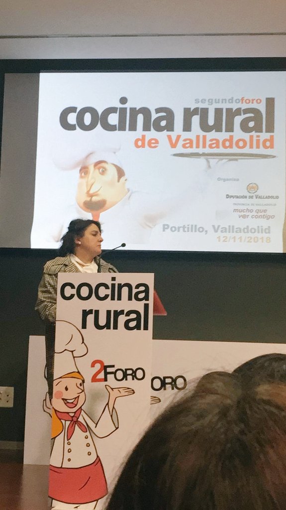 Hablando sobre el Servicio de sala en el II Foro de Cocina Rural de Valladolid @JavierPerezARGI #ARGIRura #AlimentosVll