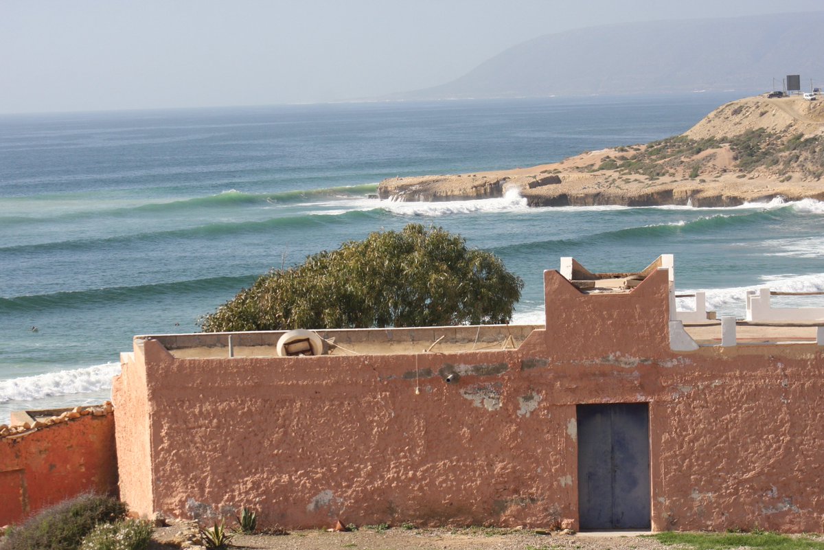 ShakaSurfMoroc's tweet photo. * S U R F * V I E W S *
#surfscenes #morocco #waves #ocean #altantic #coastline #explore #roam #thesearch #swelllines #taghazout #surftrips #surfholiday #surfstoke https://t.co/dz49dZQaSR