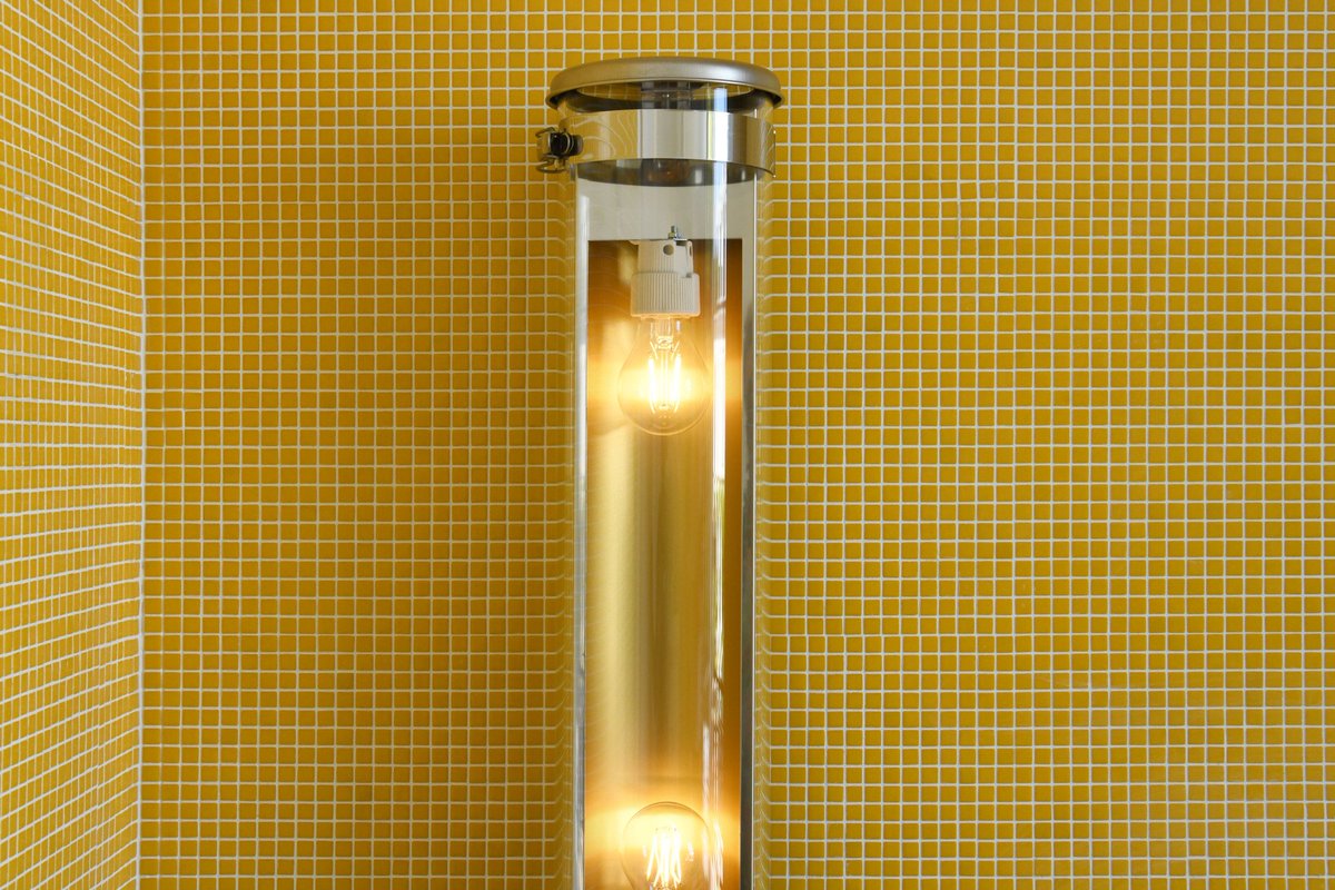 Want to bring sunshine into your home? Our reflectors are now available in brass, a warm golden shade. Rimbaud, Musset, Elgar... How do you like them?

Our collections: studio.sammode.com #sammode #design #luminaire