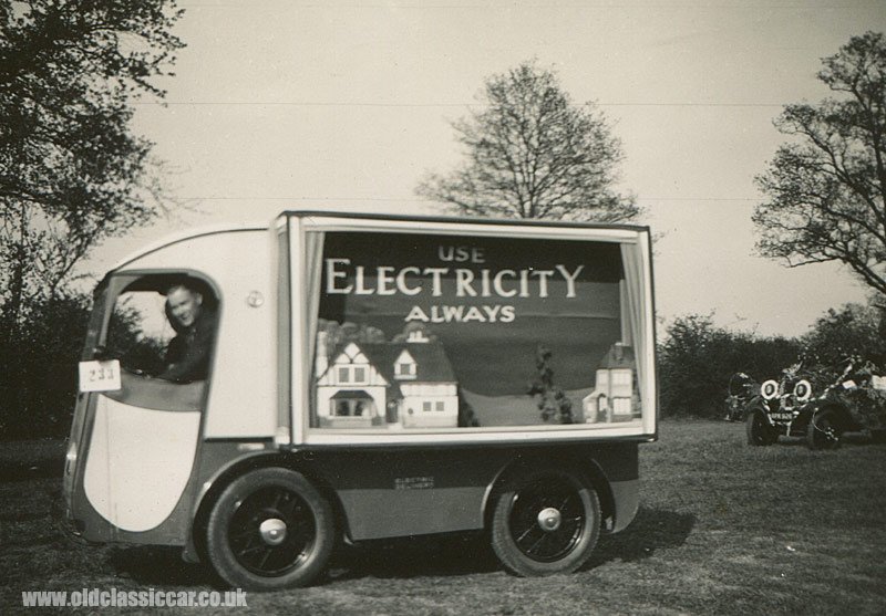 25. Now, there’s a reason people think EVs are milk floats, which is that milk floats are EVs. There were a lot of electric vehicle manufacturers in the UK in the 1930s, making delivery vehicles like this promotional truck: