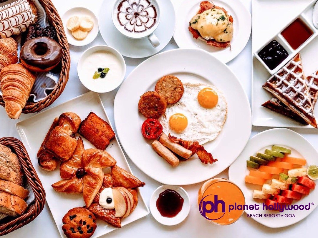 PHGoa's tweet photo. Start your day Sunny Side Up.
#PlanetHollywoodBeachResortGoa #PlanetHollywoodGoa #FameRestaurant #breakfast #breakfastclub #eggs #sausage #waffles #freshfruit #freshfruitjuice #croissant #hashbrowns #doughnuts #coffee #Goa #GoaFoodies #Utordabeach #utorda https://t.co/ECGl7oY6og