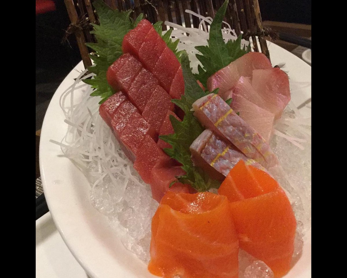 3Taiko's tweet photo. A toast for our Vets! Sapporo night starts at 5 tonight! Come in and get free Sapporo with your meal! Only at 360 Taiko. #repost by @bradleysamuel2

.
.
.
.
#sushi #sashimi #patchogue #patch #patchfood #longisland #sapporo https://t.co/IWmpowNi8Z