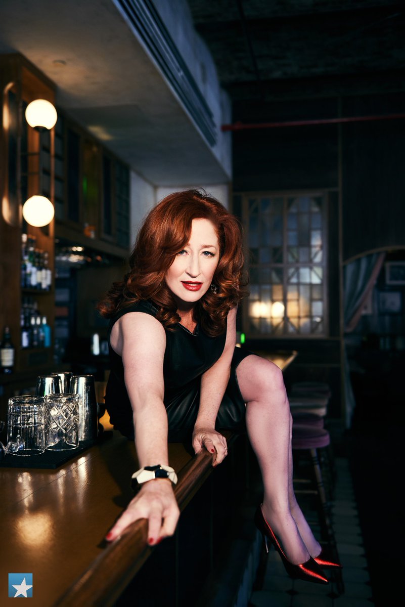 BroadwayBox's tweet photo. .@Vickilewis1 talks about the “miracle” of @AnastasiaBway, returning to fighting shape on Broadway, her Elaine Stritch bible, and her sultry, flirty Countess. https://t.co/7iIG19qIBq
📸 by @jennyanina at The Spaniard NYC. https://t.co/rEF6hsFbhM