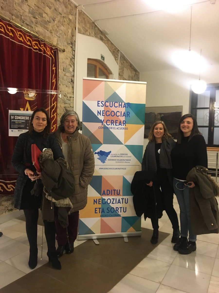 Estuvimos en Vitoria, en el Congreso que organizó la <a href="/D_Colaborativo/">Derecho Colaborativo</a>!  Aprendimos mucho sobre los #contratos_conscientes y nos reencontramos con compañeros de otras Asociaciones de Derecho Colaborativo.
 Gracias a todos por compartir estos 2 días tan inspiradores!