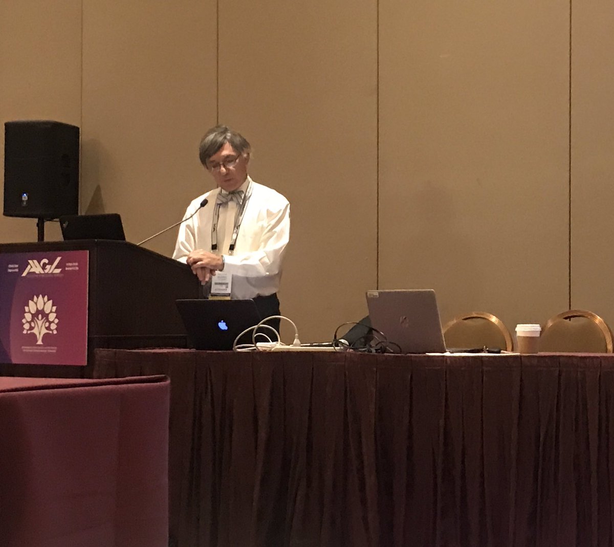 drcaraking's tweet image. Tremendous work is being done by the #EMIG development committee. Thrilled to be a part of this mission. Practice changing manual skills testing coming soon...#AAGL2018 #SurgEd