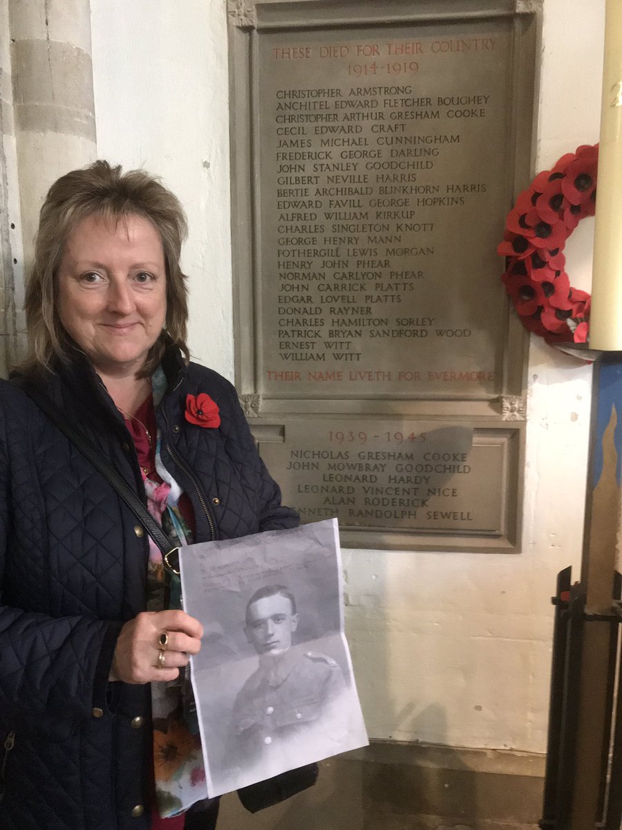 GreatStMarys's tweet photo. Touched that on #RemembranceDay a visitor came w a photo of her great-great uncle, Lt. Cecil Craft, a parishioner of @GreatStMarys who died in WWI. #WeWillRememberThem 
You can learn more about #Cambridge &amp; #WWI at the @WindowWar exhibit in @michaelhousecaf https://t.co/ls1d4UU5JK