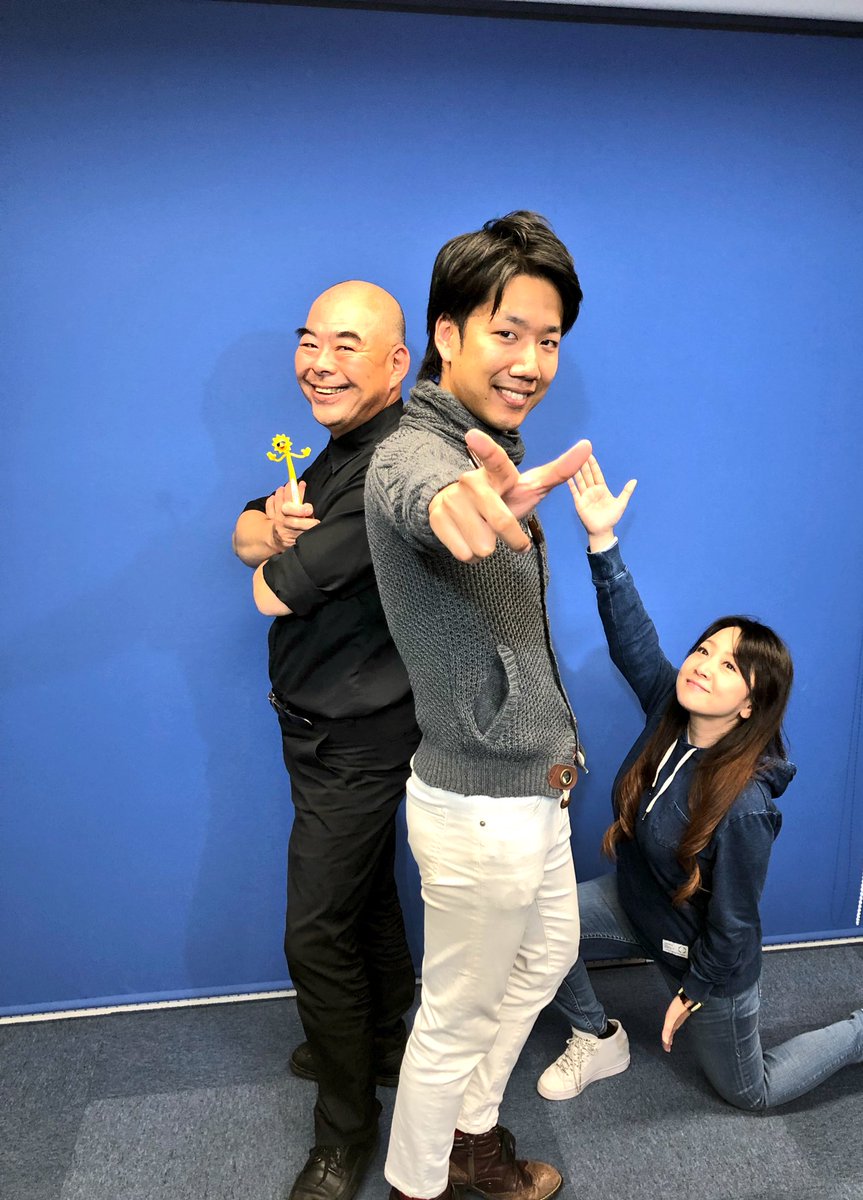 ひづきようこ 妃月洋子 على تويتر 今日ののゲストは 昔 良くご一緒させて頂いてた リピート山中さんの息子さんで 架空のアニソンシンガー マグマ君でした 今年は全国ツアー中 来年は親子でのライブもあるらしいですよ ひづきようこ 妃月洋子 على تويتر 今日ののゲストは 昔 良くご一緒させて頂いてた リピート山中さんの息子さんで 架空のアニソンシンガー マグマ君でした 今年は全国ツアー中 来年は親子でのライブもあるらしいですよ