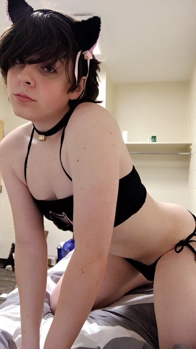 1 pic. Catboy owo #femboy #trap #catboy https://t.co/Ye9UtczJ3L