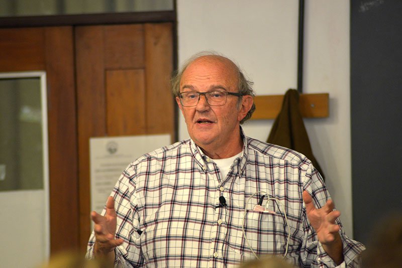 nex_ciencia's tweet image. El periodista y divulgador español Vladimir de Semir compartió su experiencia en dialogó con estudiantes de @Exactas_UBA: “Los científicos comprendieron que la comunicación importa” bit.ly/2RP691d #Ciencia #Divulgación