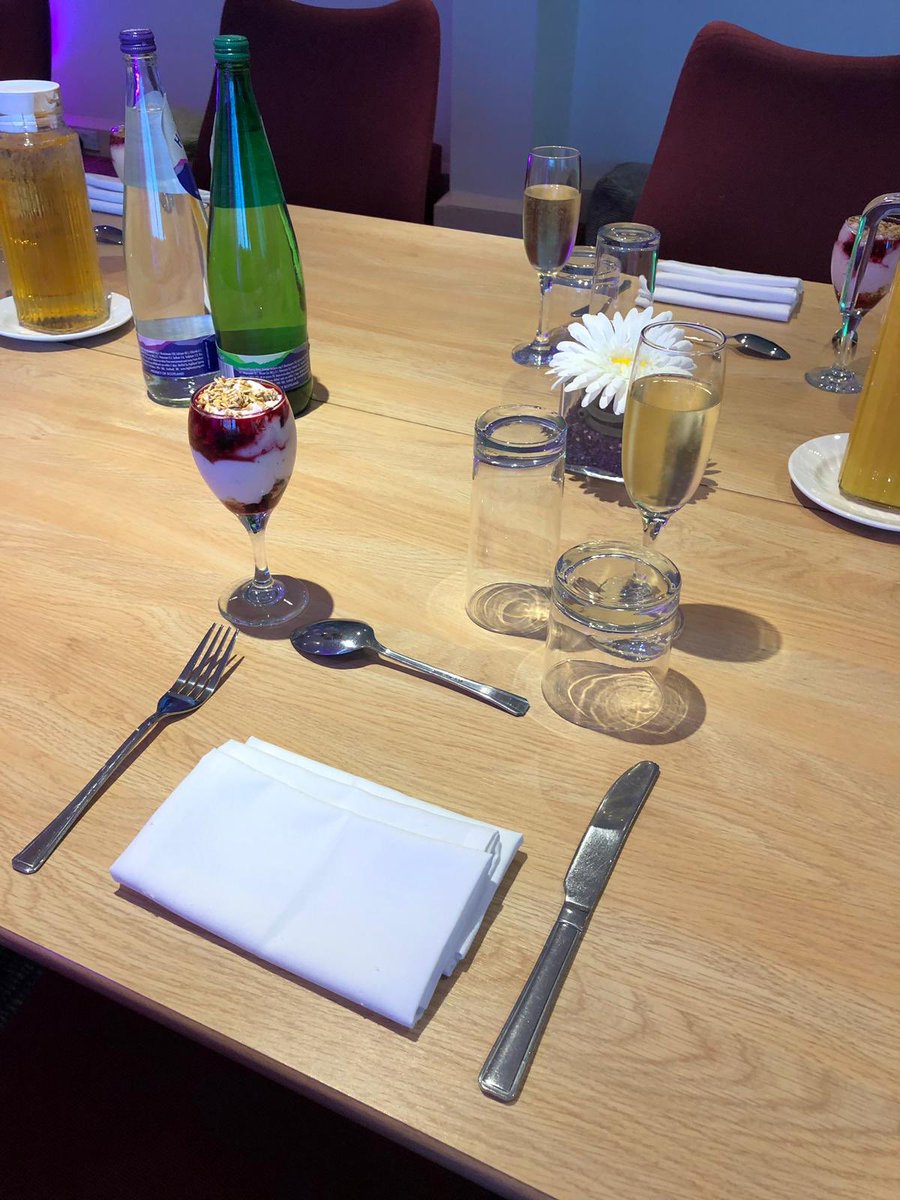 AccorHotelsUKME's tweet photo. A fantastic way to start the day @ILEC_CC for breakfast with the @CTEPartners Stockport team! #accor #ibis #partnership #CTEPARTNERS https://t.co/nSYkzxRTvb