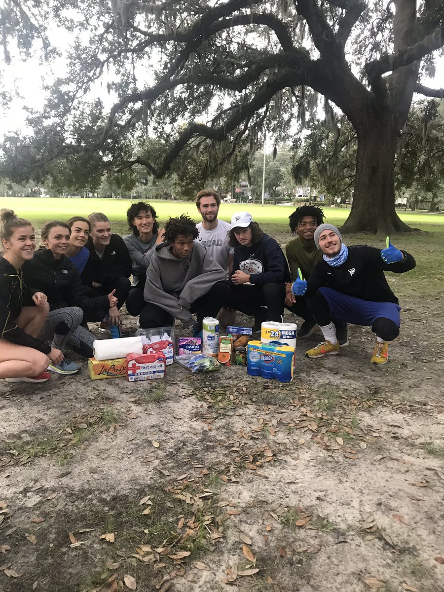 SCADSAVMXC's tweet image. SCAD Cross Country pulling together for the Hurricane Michael Relief Project. #scadathletics #scadsavannah #scadxc #naiaxc #thesunconferencexc #crosscountry #running #TheSunServes @SCADSAVWXC