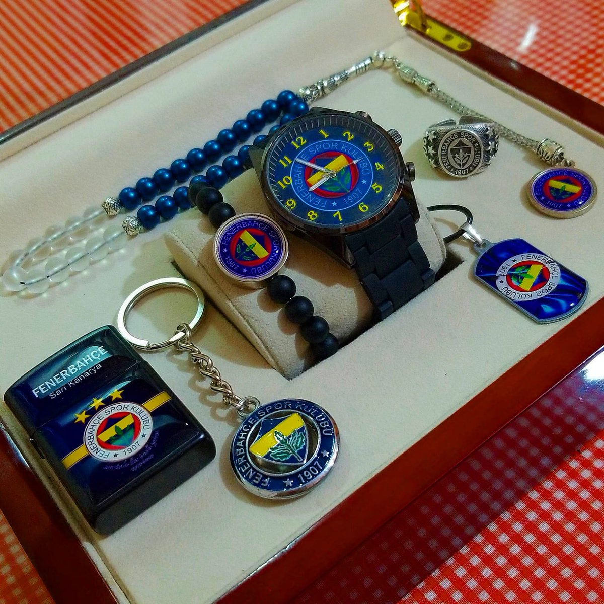 elifelif4434 (@simar_4434) on Twitter photo 