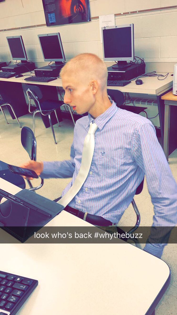 beegsbeegleszn's tweet photo. happy birthday to easily the sketchiest dude I know @maxbrun8 enjoy it dog and lets run it soon #onyourtime #turfers #differentdads #thebros 😂 https://t.co/EDIQf5wEOK