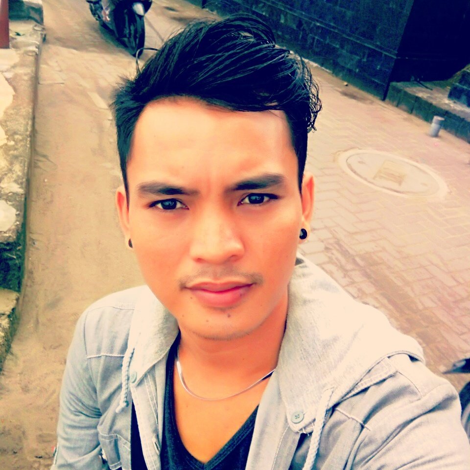 romi97025599's tweet photo. PROMO massage buat hari ini.
fast respon 
Whatsapp : 081999122698
incall / outcall area bali 
* izin share suhu *
#gaybali #pijatbali #pijatenak #masseur
@agenpijatbagus 
@CanduPijat 
@DMassageJkt 
@GudangPijat 
@jack19680 
@PijatBagus 
@VRNmssg 
@RainbowMassages 
@luckypoin7 https://t.co/PDrWJ9VgrK
