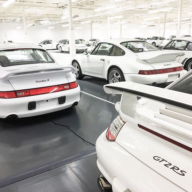 SharkWerks's tweet photo. Next month’s issue of T911 is going looking like an ad for Persil! Well done @lee_sibs - The White Collection. #total911 https://t.co/2wZJ6FLSRn https://t.co/615FPiWJFO