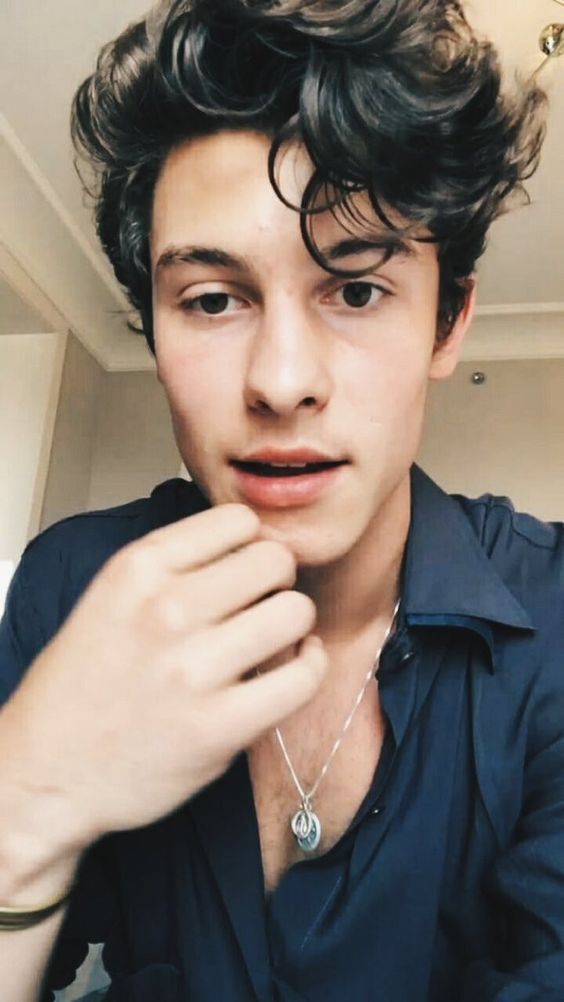 I guess I'll leave this here 

Ps: He looks very hot lol