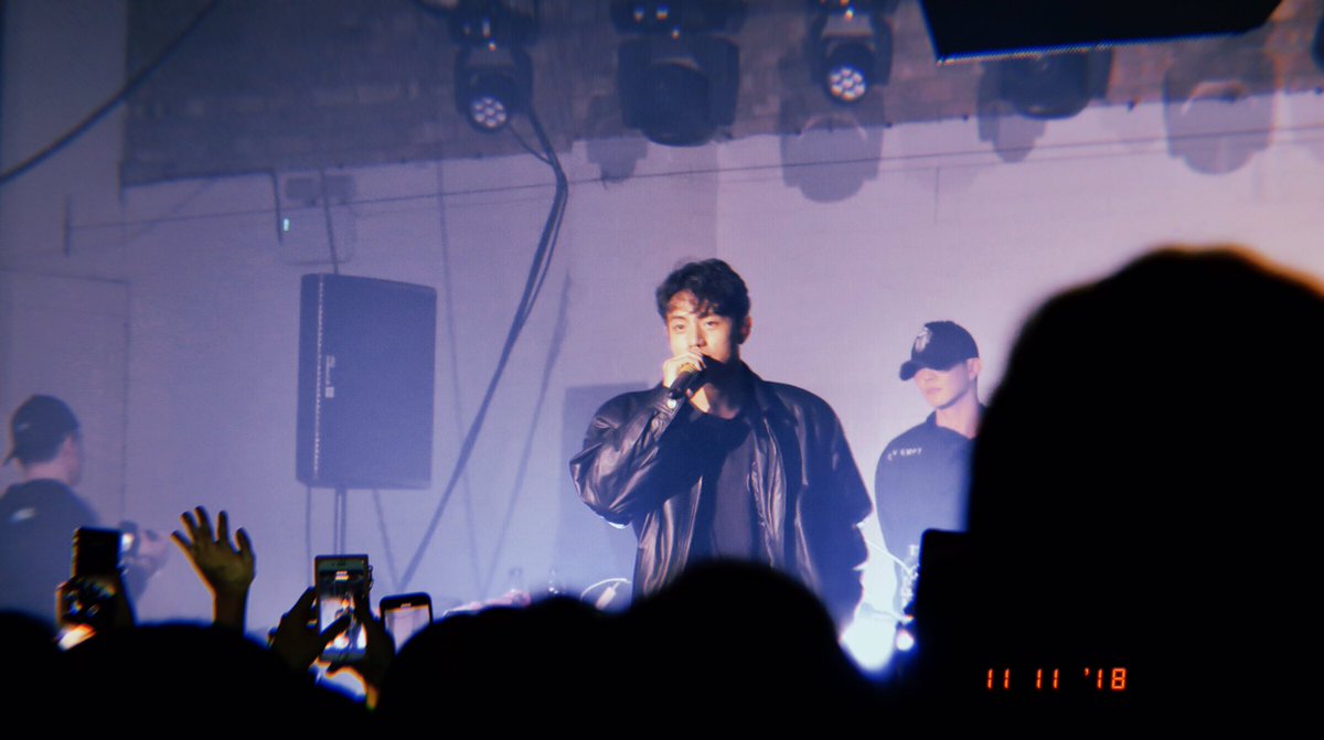 justjosiee97's tweet photo. Big thank you to @cultofya and DPR for another dope show π€πΎ
Here are a few shots I took. All of these photos are mine, give me credit if you would like to repost ππΎπ§‘π«
#CTYLLONDON #dprlondon https://t.co/cdfRtTW2VG
