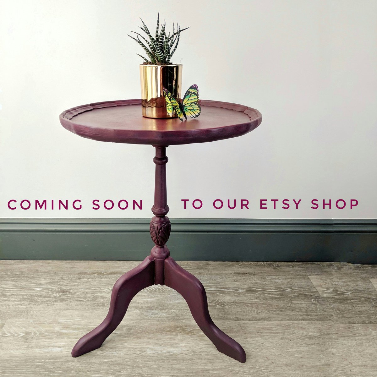 webbandgray's tweet image. #UpcycledHour my latest offering... Need to paint that skirting or something though!
#etsyshop #winetable #sidetable