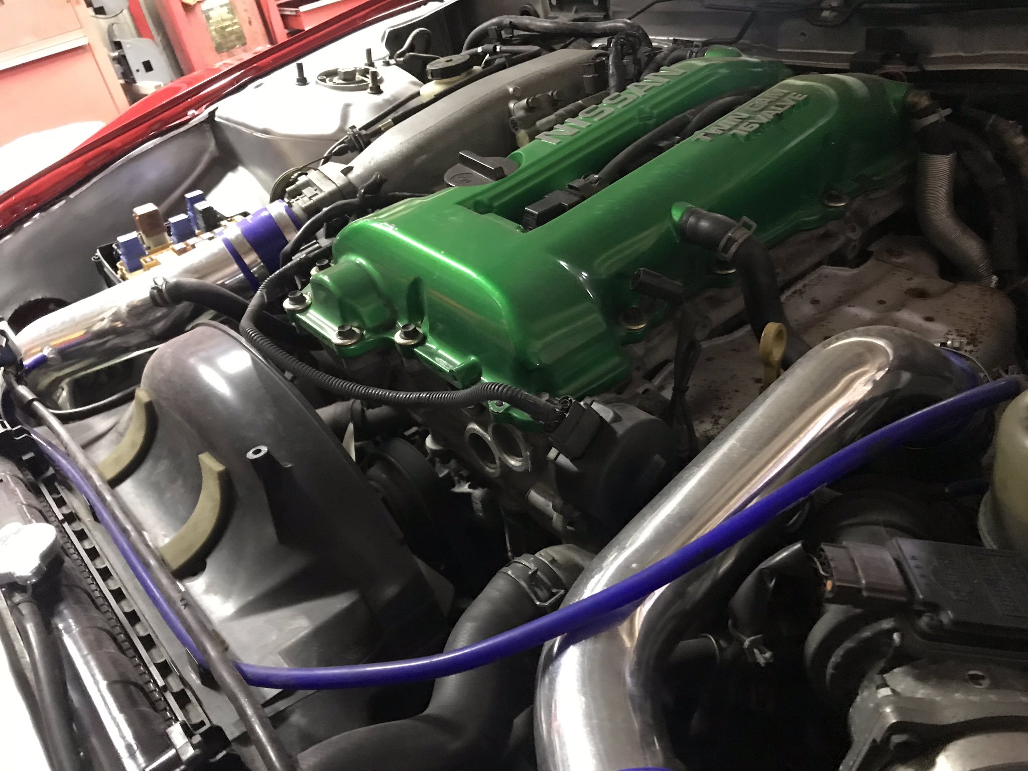 風間オート社長 S15シルビアspec S改15ターボエンジン換装車製作中 Promode Ssワイドエアロにオプションカーボンパーツ装着 フェラーリレットnewペイント 間も無く販売致します カザマオート S15シルビア エンジン換装