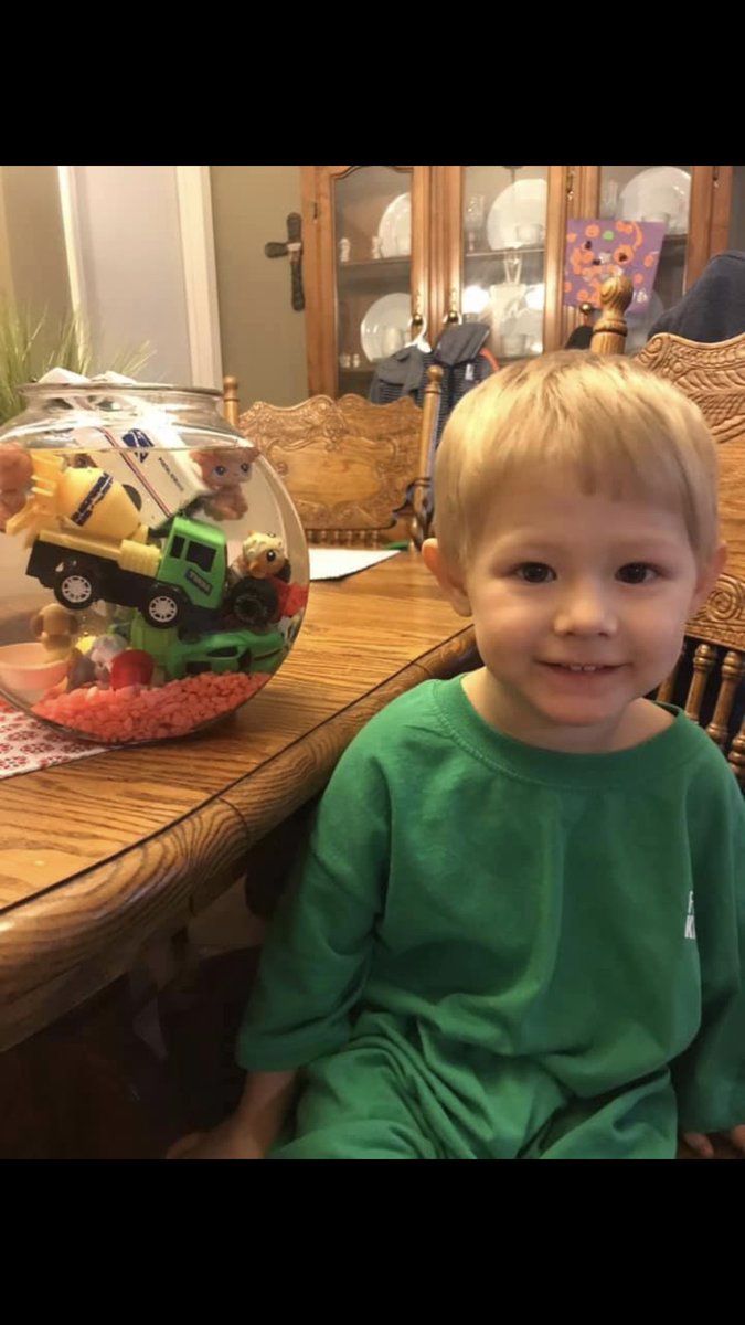 mattye_goodrich's tweet image. Well jack said his fishy needed some toys too 😂