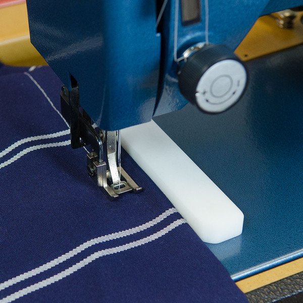 Sailrite on X: Get straight stitches every time! The Sailrite® Deluxe 5  1/2” Magnetic Sewing Guide uses high strength magnets and special pads to  guide your fabric and keep your stitches consistent.