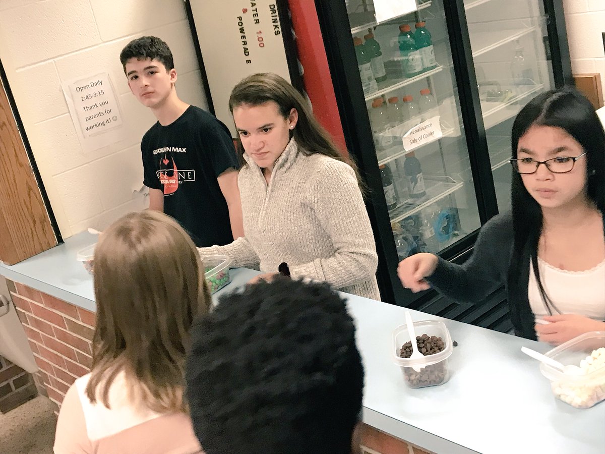 Jonathan T. Holota tweet media