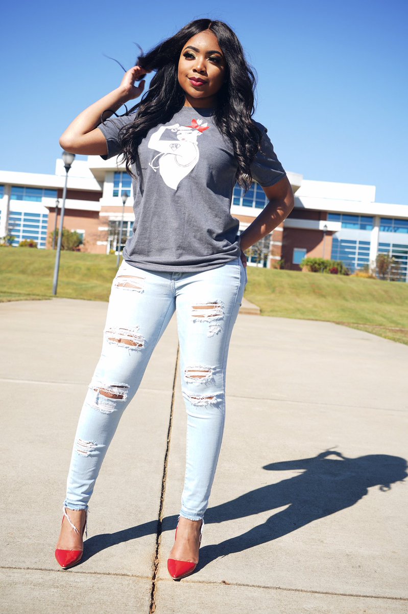 thatgirl🤟🏽💋 tweet media